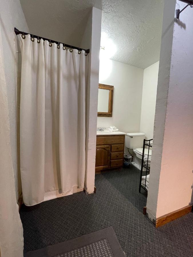 Adventures Vacation Rentals 라바 핫 스프링스 외부 사진